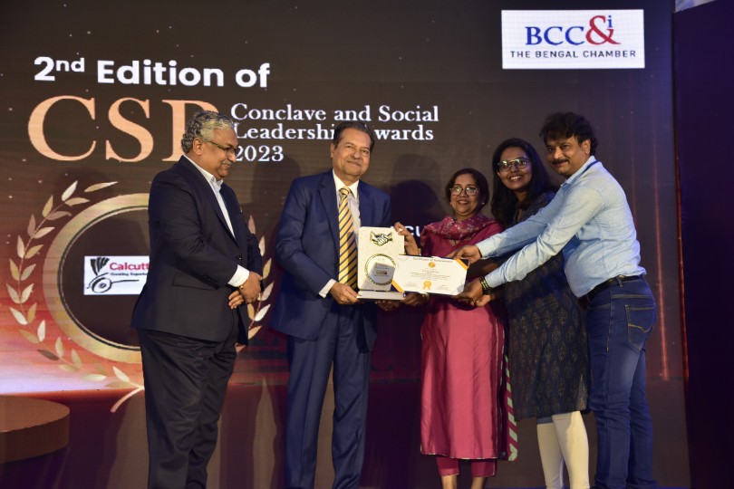 Calcutta Rescue, winner of the Medium Project (NGO) category held at the Second edition of the CSR Conclave Social Leadership Awards on December 7th, 2023, at Williamson Magor Hall, The Bengal Chamber premises